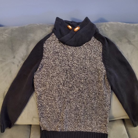 Boy's Sweater/gray black size 10-12 US - Picture 2 of 2
